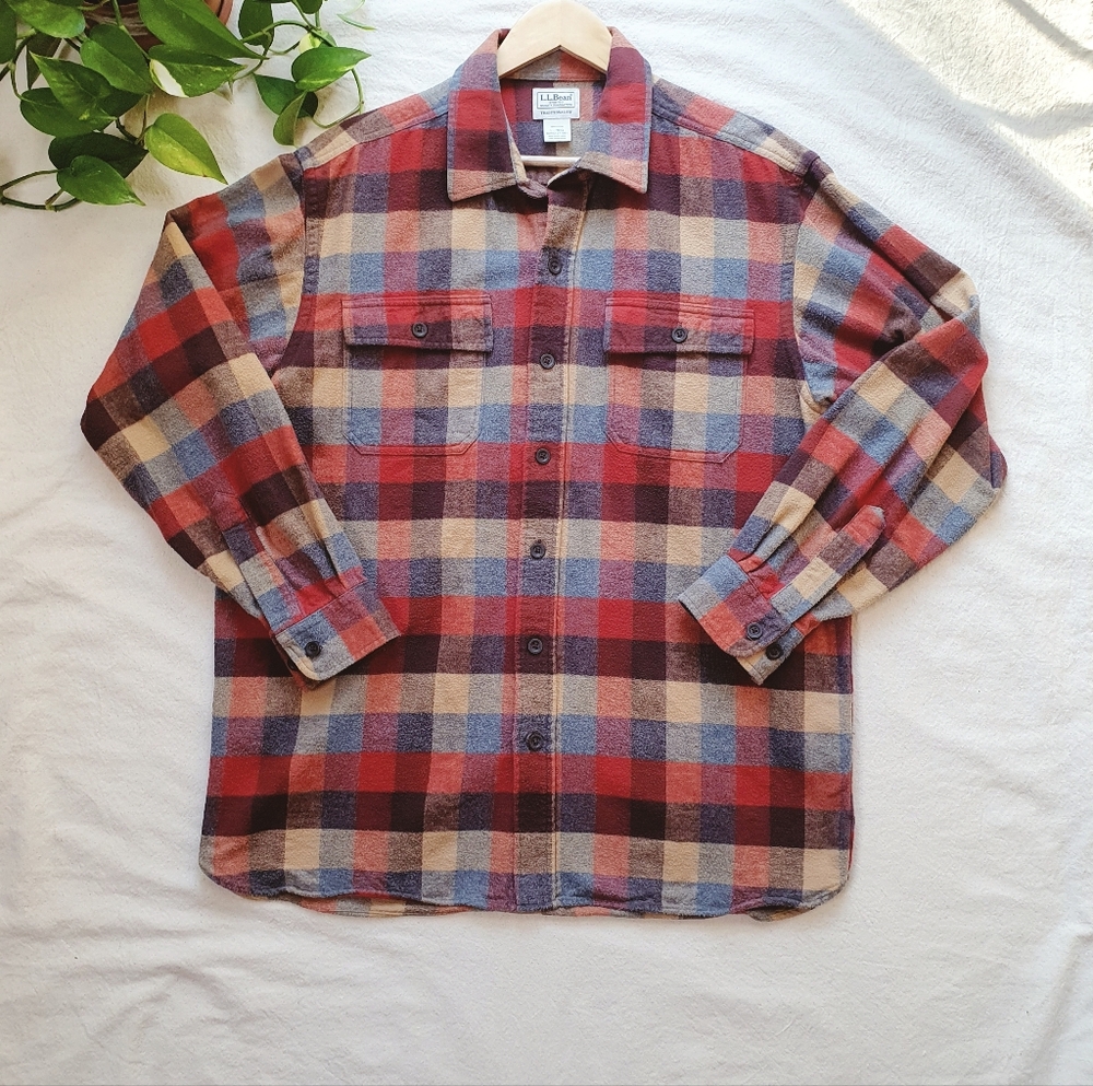 L.L. Bean Chamois Shirt | Traditional Fit | Red and Brown Plaid | Size L Reg